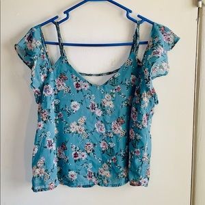 Xhilaration cold Shoulder Top Size S